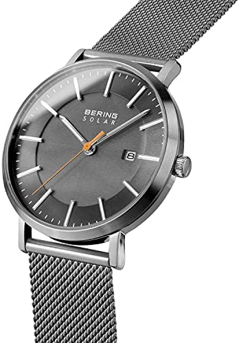Bering Herren Analog Solar Collection Armbanduhr mit Edelstahl Armband und Saphirglas